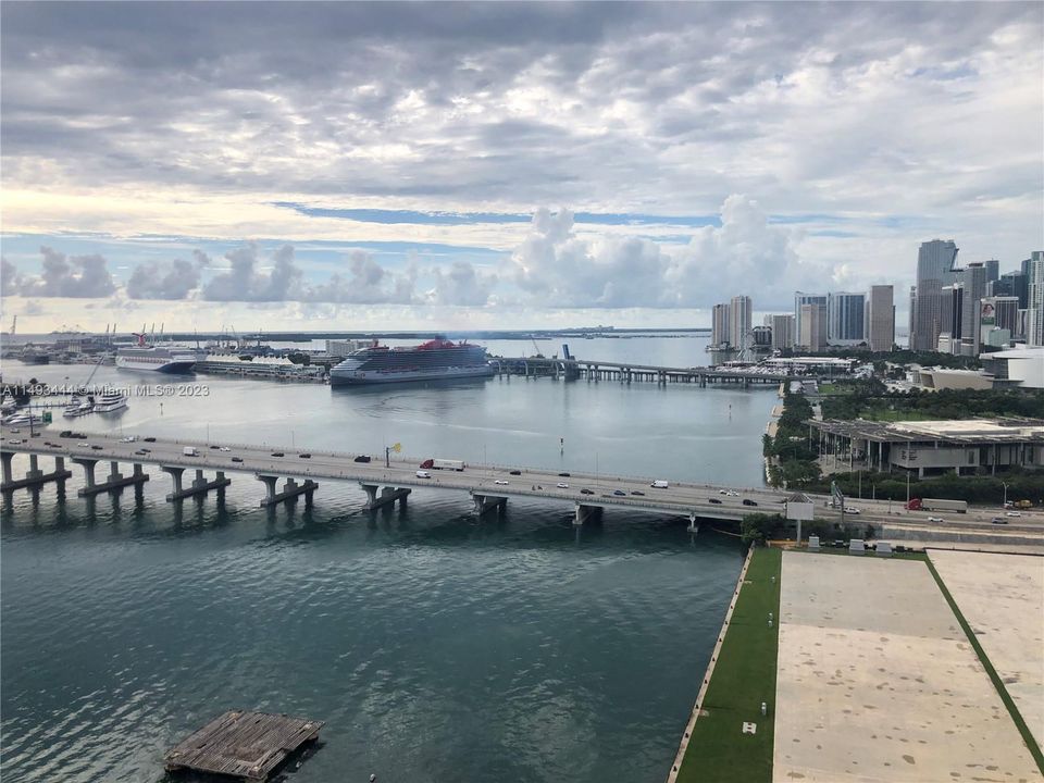 Vendido Recientemente: $251,900 (1 camas, 1 baños, 840 Pies cuadrados)