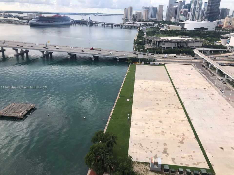 Vendido Recientemente: $251,900 (1 camas, 1 baños, 840 Pies cuadrados)