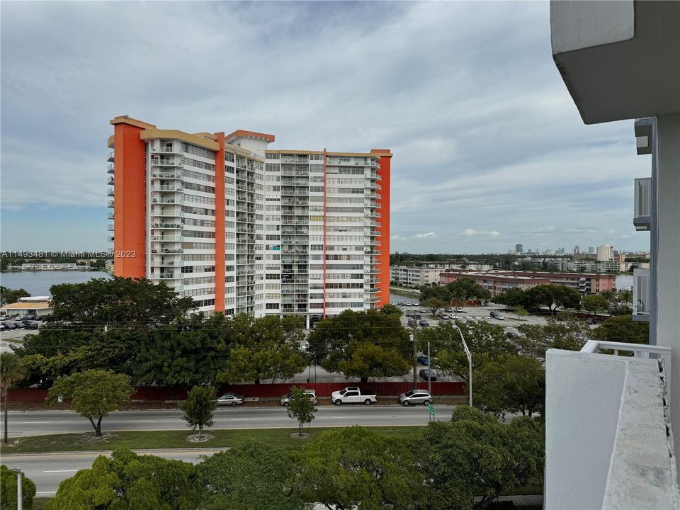 Недавно арендовано: $2,250 (2 спален, 2 ванн, 1222 Квадратных фут)