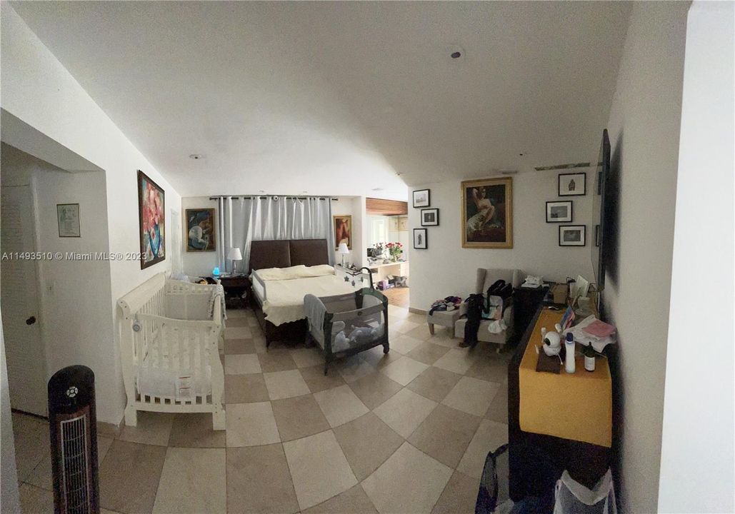 Недавно продано: $1,600,000 (5 спален, 4 ванн, 3521 Квадратных фут)