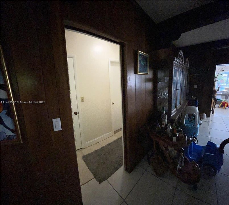 Недавно продано: $1,600,000 (5 спален, 4 ванн, 3521 Квадратных фут)