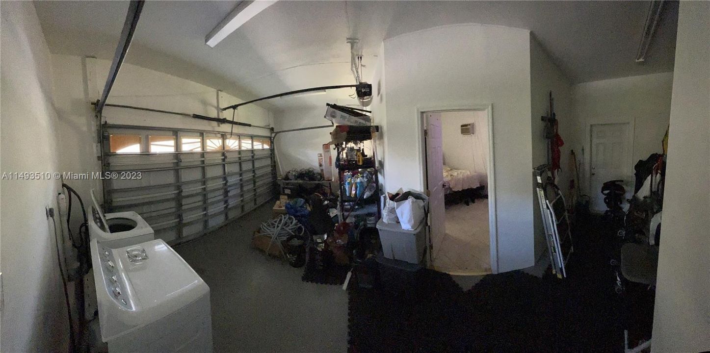 Недавно продано: $1,600,000 (5 спален, 4 ванн, 3521 Квадратных фут)