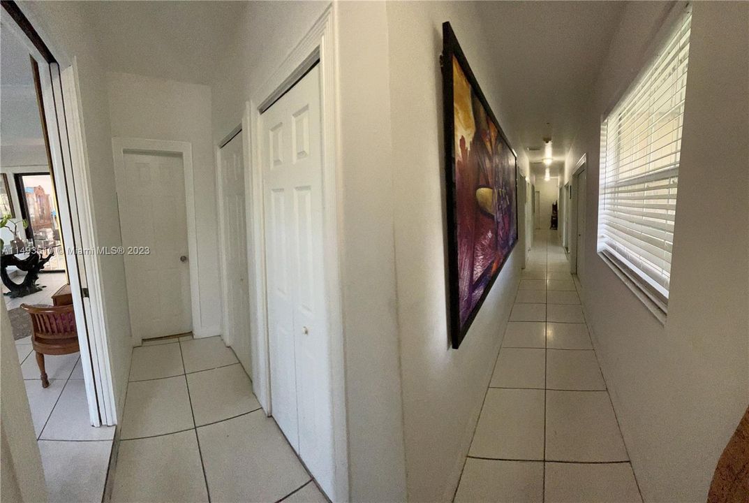 Недавно продано: $1,600,000 (5 спален, 4 ванн, 3521 Квадратных фут)