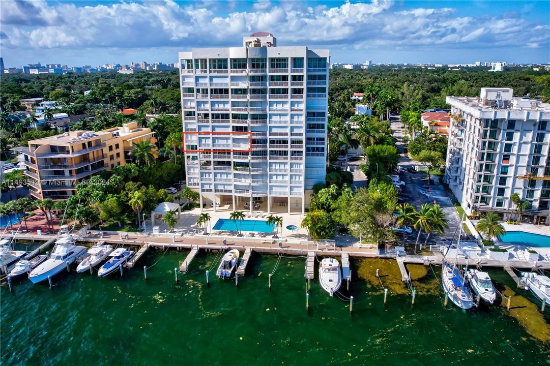 Vendido Recientemente: $1,595,000 (2 camas, 2 baños, 1530 Pies cuadrados)