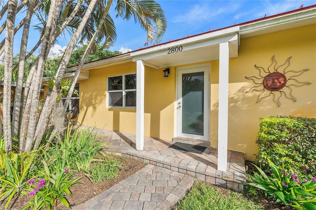 Recently Sold: $599,000 (3 beds, 2 baths, 1596 Square Feet)