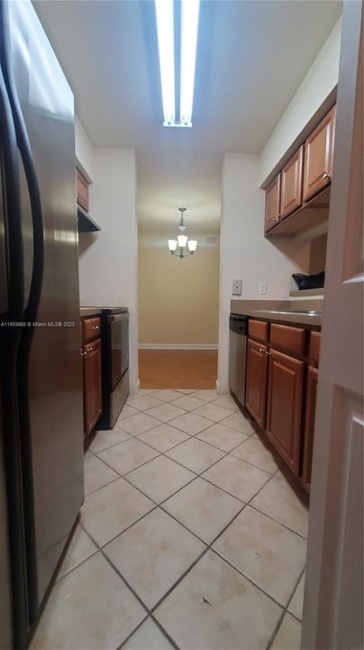 Recently Sold: $212,000 (1 beds, 1 baths, 780 Square Feet)
