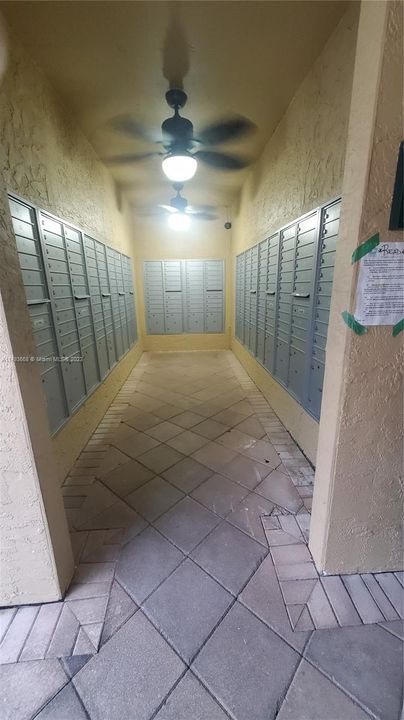 Recently Sold: $212,000 (1 beds, 1 baths, 780 Square Feet)