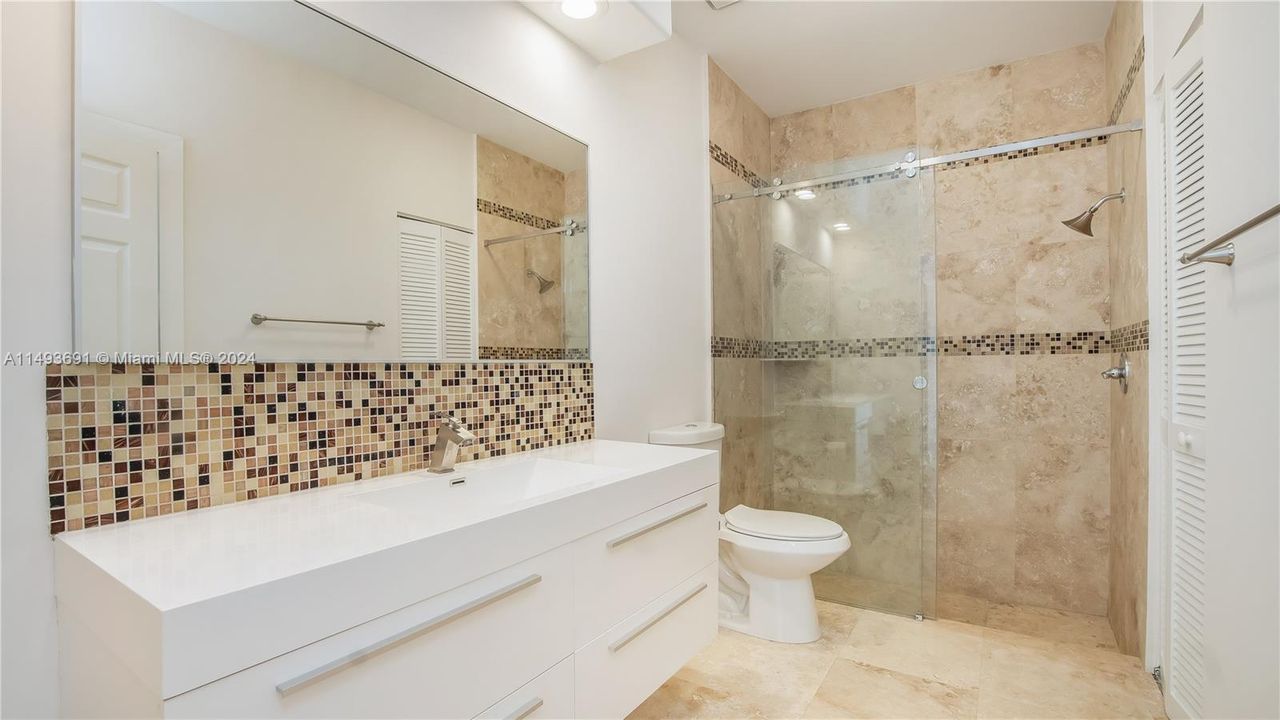 Recently Rented: $3,395 (2 beds, 2 baths, 1404 Square Feet)