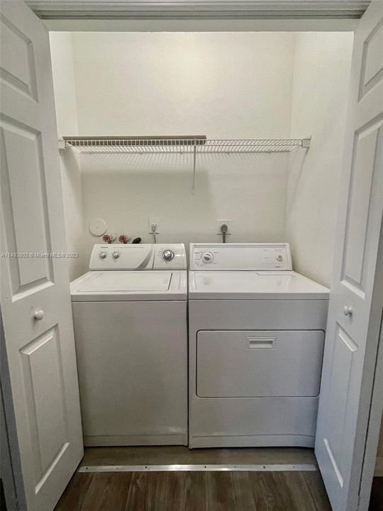 Recently Rented: $3,200 (3 beds, 2 baths, 1770 Square Feet)