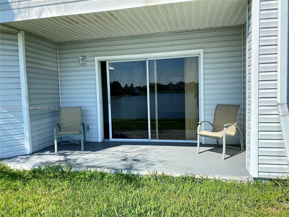 Recently Rented: $2,300 (2 beds, 2 baths, 1020 Square Feet)