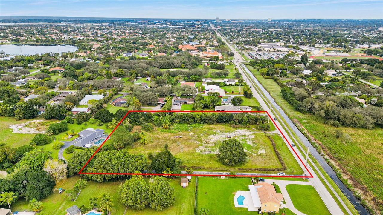 Recently Sold: $1,425,000 (3.32 acres)