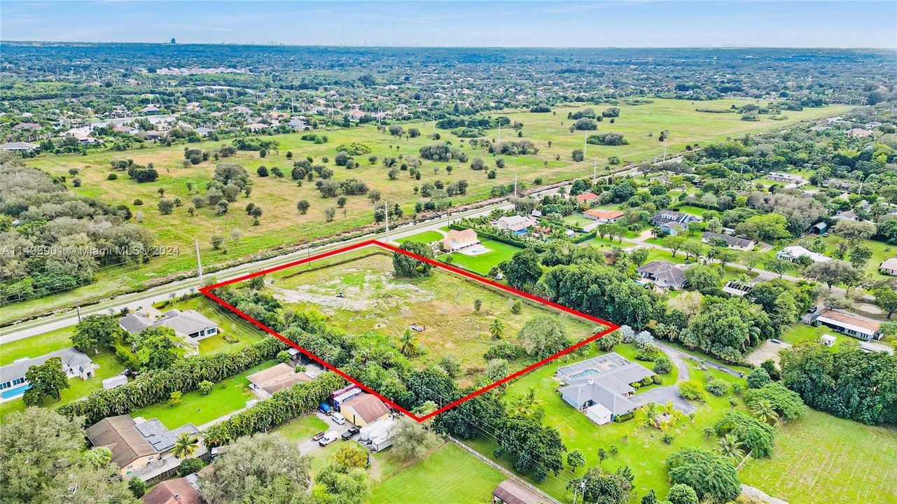 Recently Sold: $1,425,000 (3.32 acres)