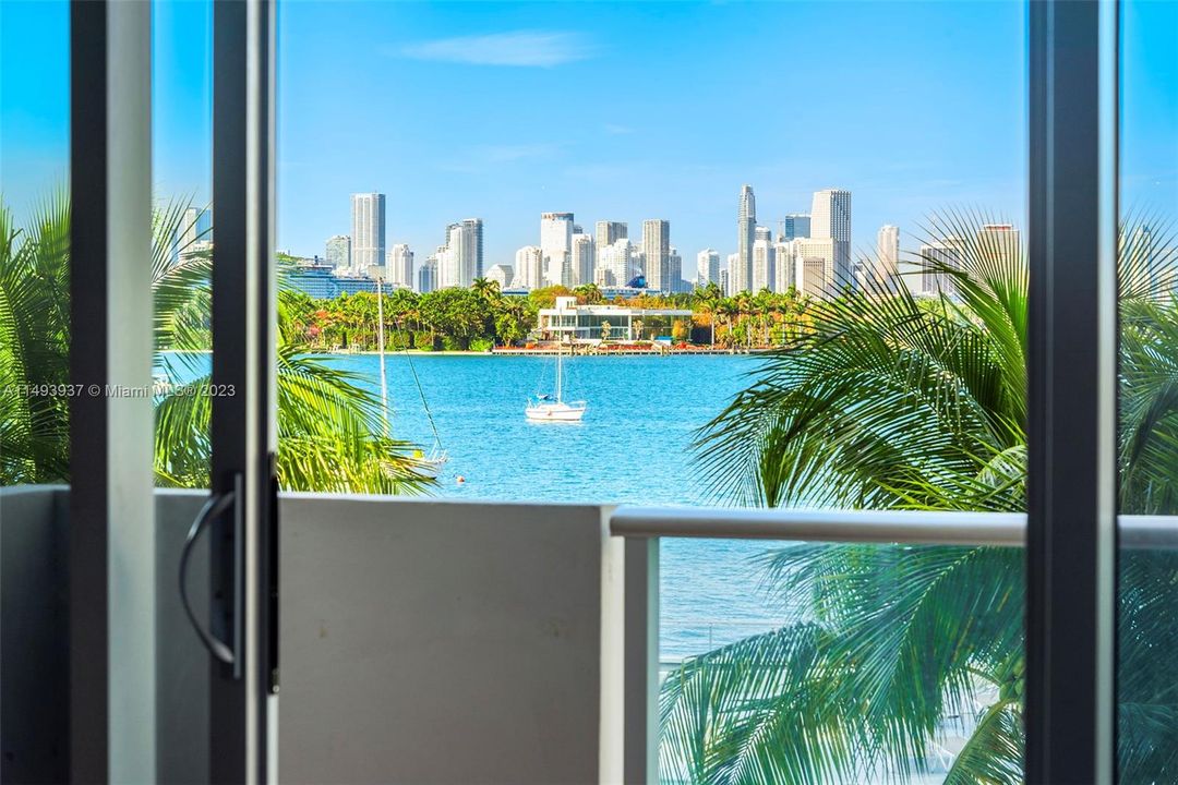 Vendido Recientemente: $499,000 (1 camas, 1 baños, 837 Pies cuadrados)