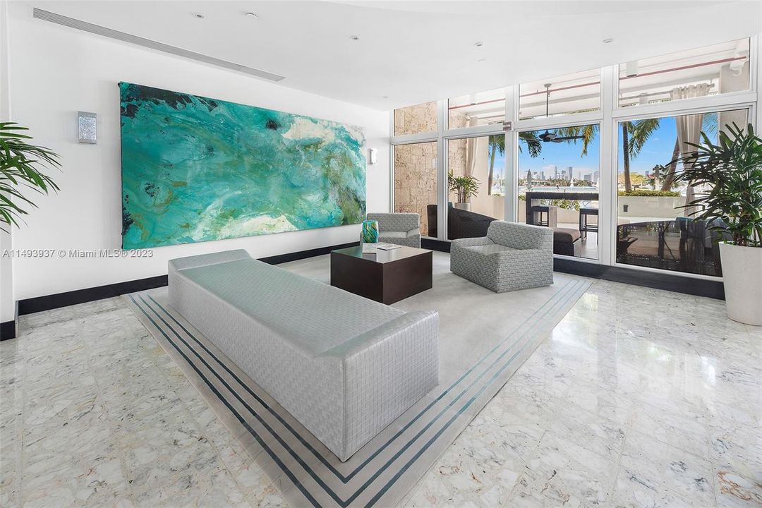 Vendido Recientemente: $499,000 (1 camas, 1 baños, 837 Pies cuadrados)