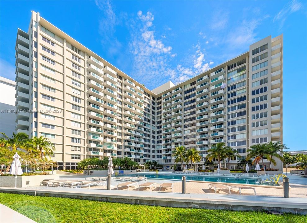 Vendido Recientemente: $499,000 (1 camas, 1 baños, 837 Pies cuadrados)