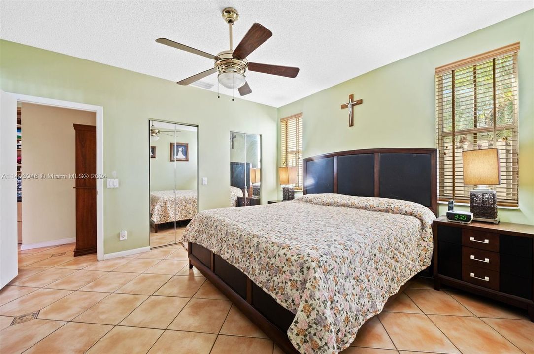 Recently Sold: $660,000 (3 beds, 2 baths, 1478 Square Feet)