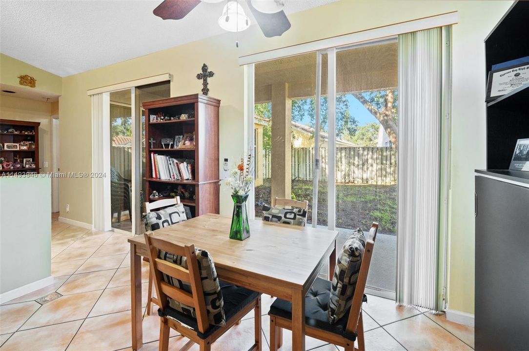 Recently Sold: $660,000 (3 beds, 2 baths, 1478 Square Feet)