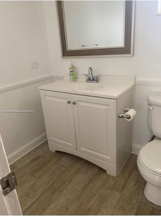 Недавно арендовано: $2,150 (2 спален, 2 ванн, 952 Квадратных фут)