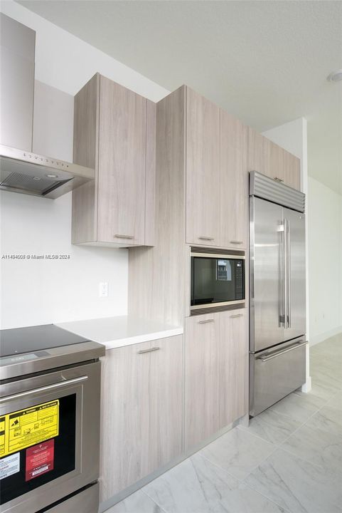 Recently Rented: $6,900 (4 beds, 3 baths, 2378 Square Feet)