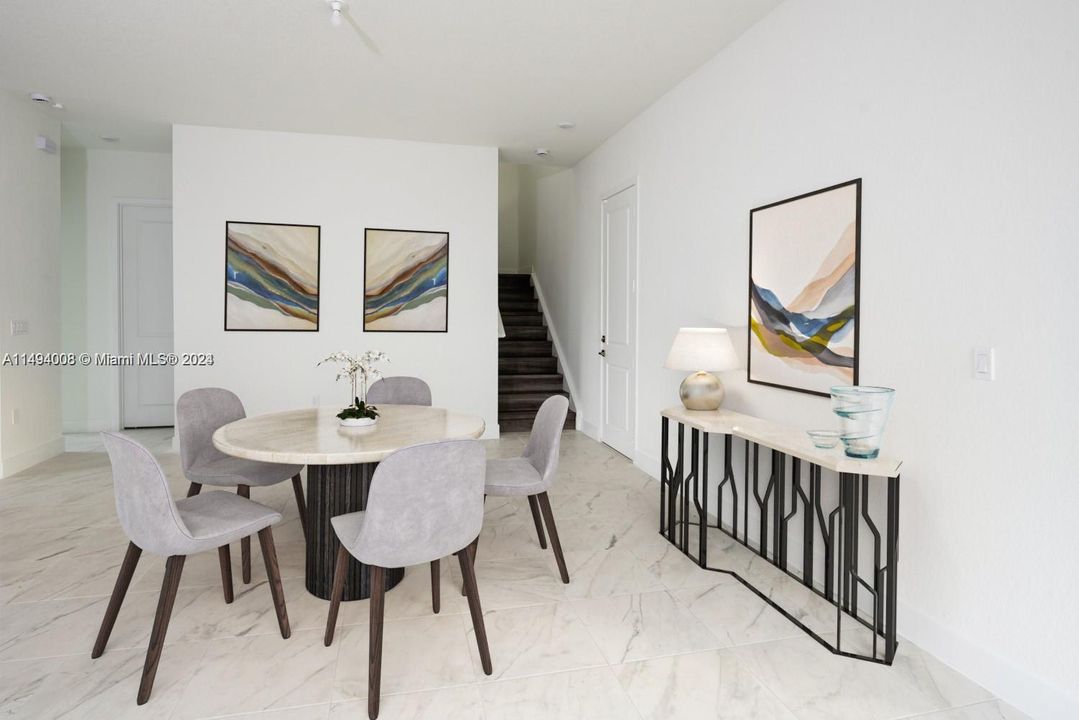 Recently Rented: $6,900 (4 beds, 3 baths, 2378 Square Feet)