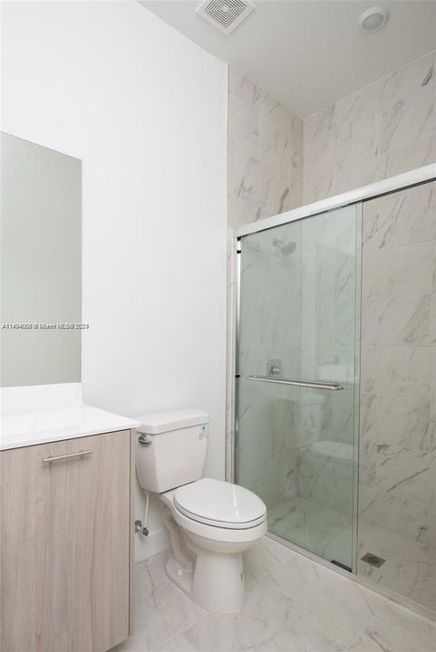 Recently Rented: $6,900 (4 beds, 3 baths, 2378 Square Feet)