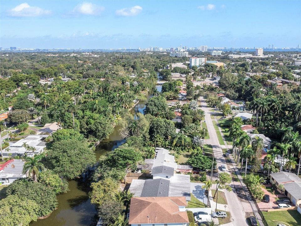Recently Sold: $750,000 (5 beds, 4 baths, 2962 Square Feet)