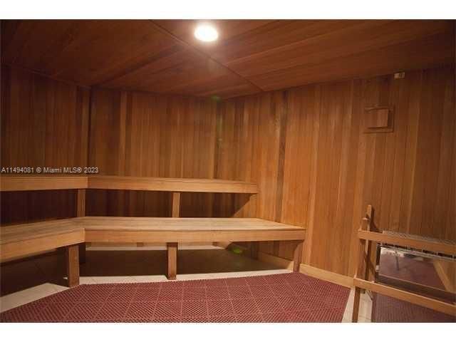 Недавно арендовано: $3,200 (1 спален, 2 ванн, 1006 Квадратных фут)