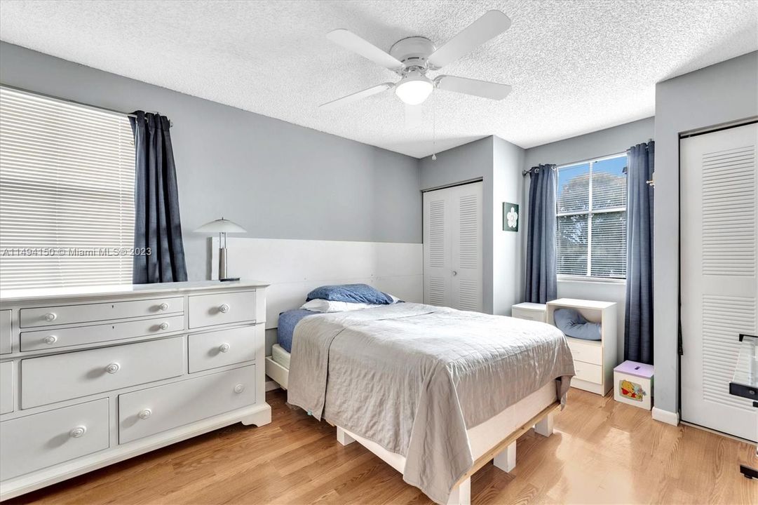 Recently Sold: $490,000 (3 beds, 2 baths, 1500 Square Feet)