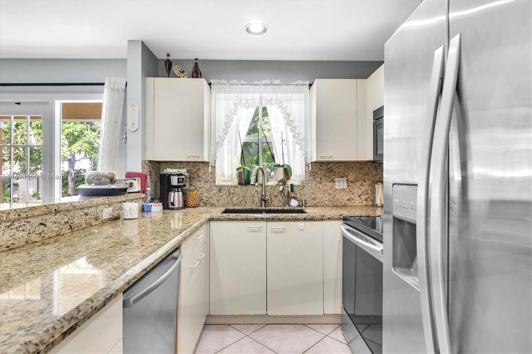 Recently Sold: $490,000 (3 beds, 2 baths, 1500 Square Feet)