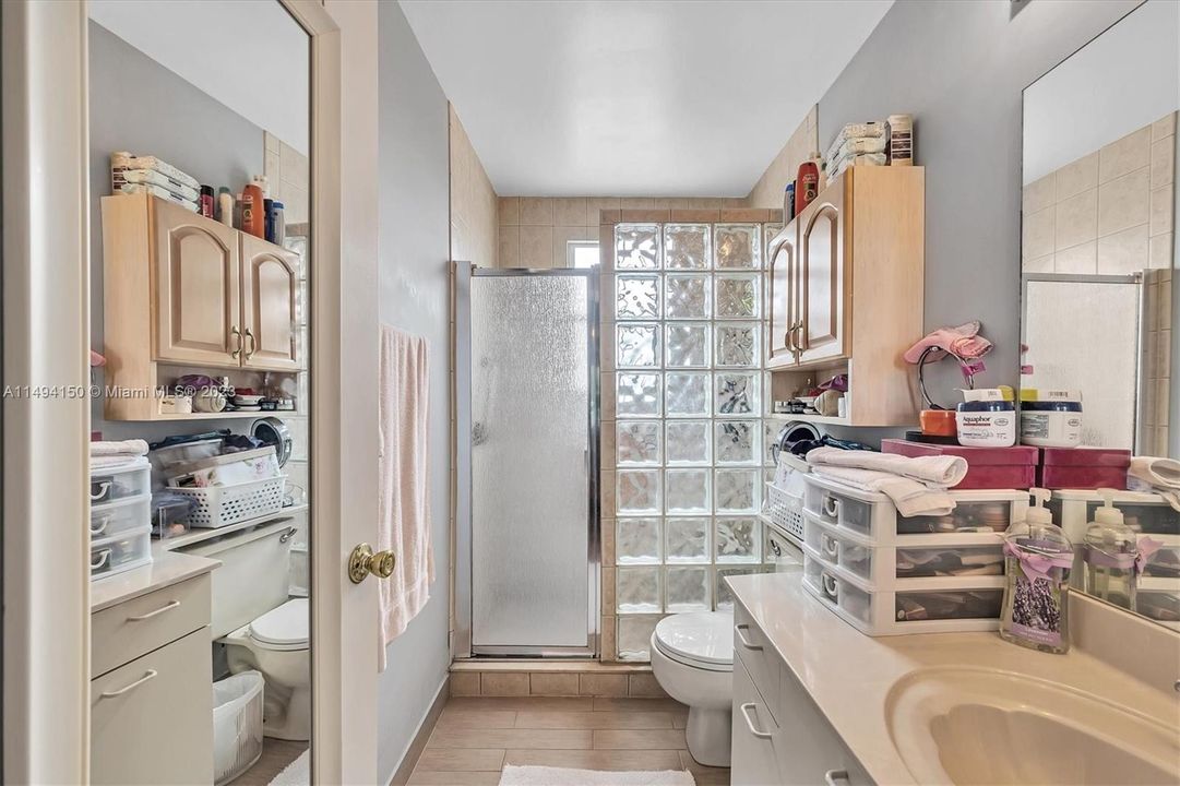 Recently Sold: $490,000 (3 beds, 2 baths, 1500 Square Feet)