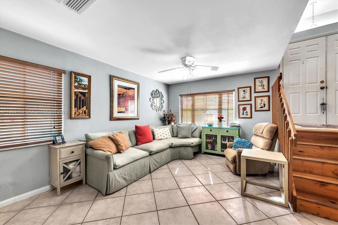 Recently Sold: $490,000 (3 beds, 2 baths, 1500 Square Feet)