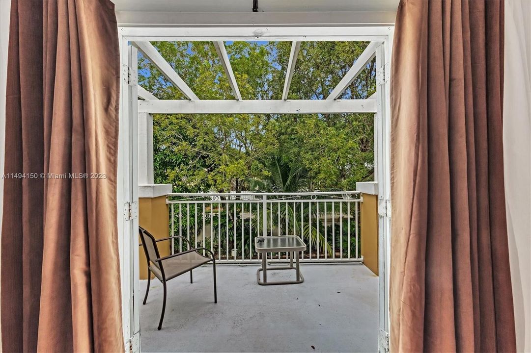 Recently Sold: $490,000 (3 beds, 2 baths, 1500 Square Feet)