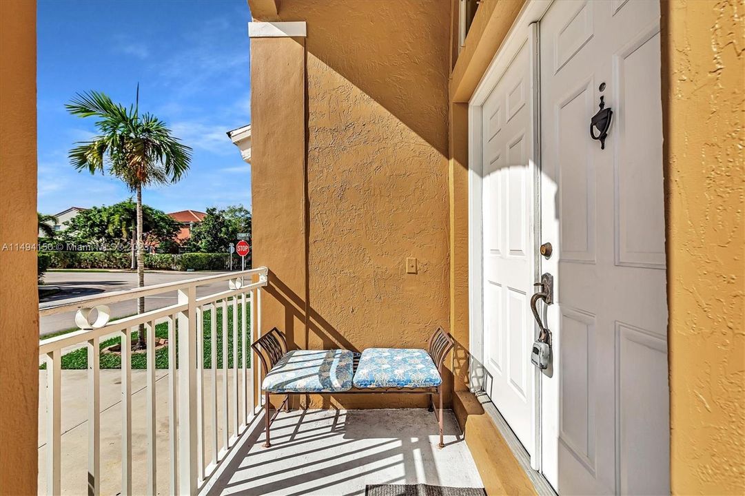 Recently Sold: $490,000 (3 beds, 2 baths, 1500 Square Feet)