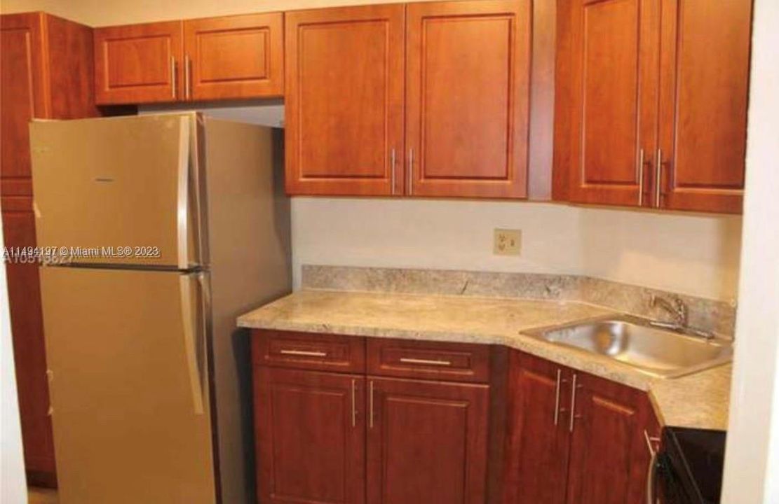 Recently Sold: $107,000 (1 beds, 1 baths, 1000 Square Feet)