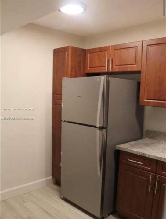 Recently Sold: $107,000 (1 beds, 1 baths, 1000 Square Feet)