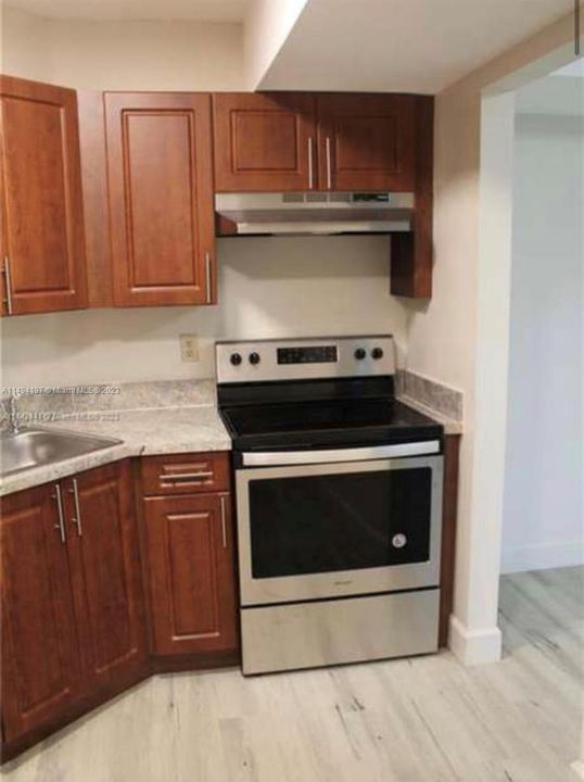 Recently Sold: $107,000 (1 beds, 1 baths, 1000 Square Feet)