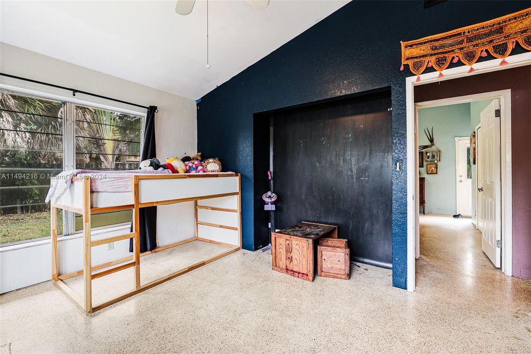 最近售出: $699,000 (3 贝兹, 2 浴室, 1766 平方英尺)