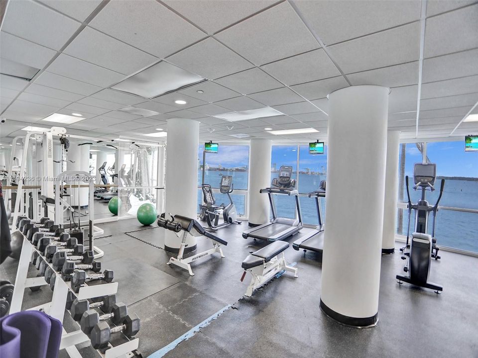 Недавно продано: $379,900 (1 спален, 1 ванн, 708 Квадратных фут)