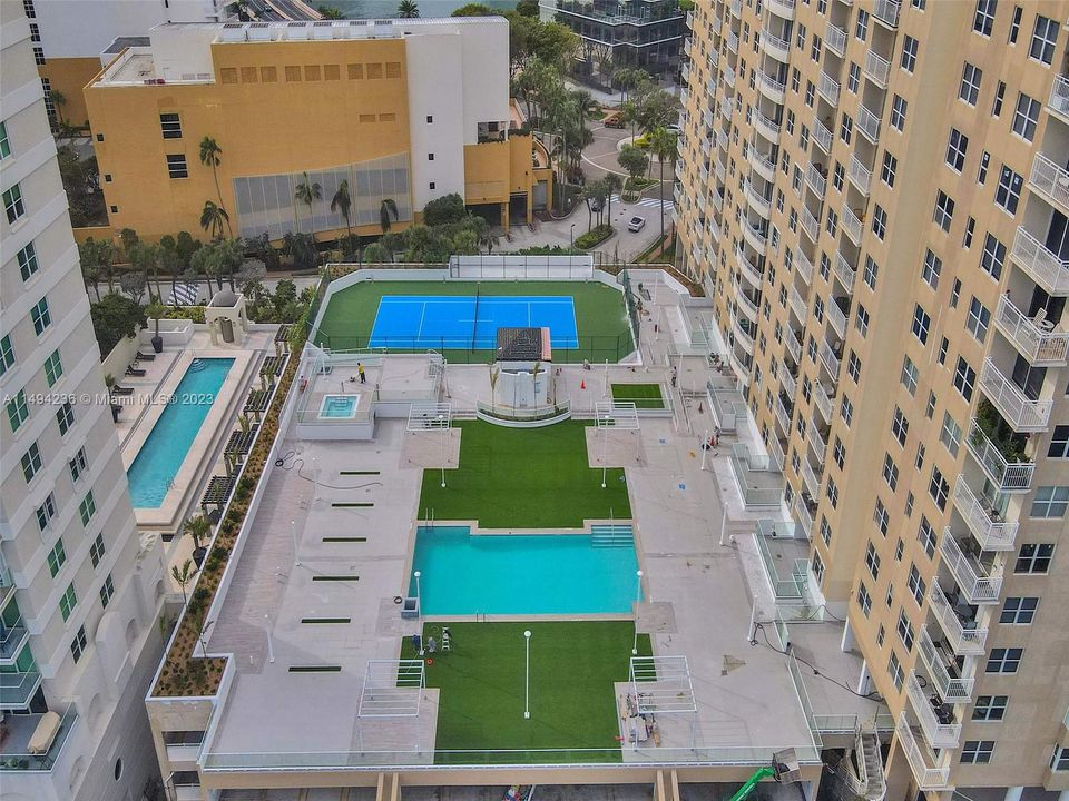 Недавно продано: $379,900 (1 спален, 1 ванн, 708 Квадратных фут)