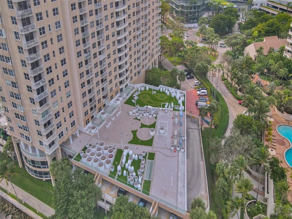 Недавно продано: $379,900 (1 спален, 1 ванн, 708 Квадратных фут)