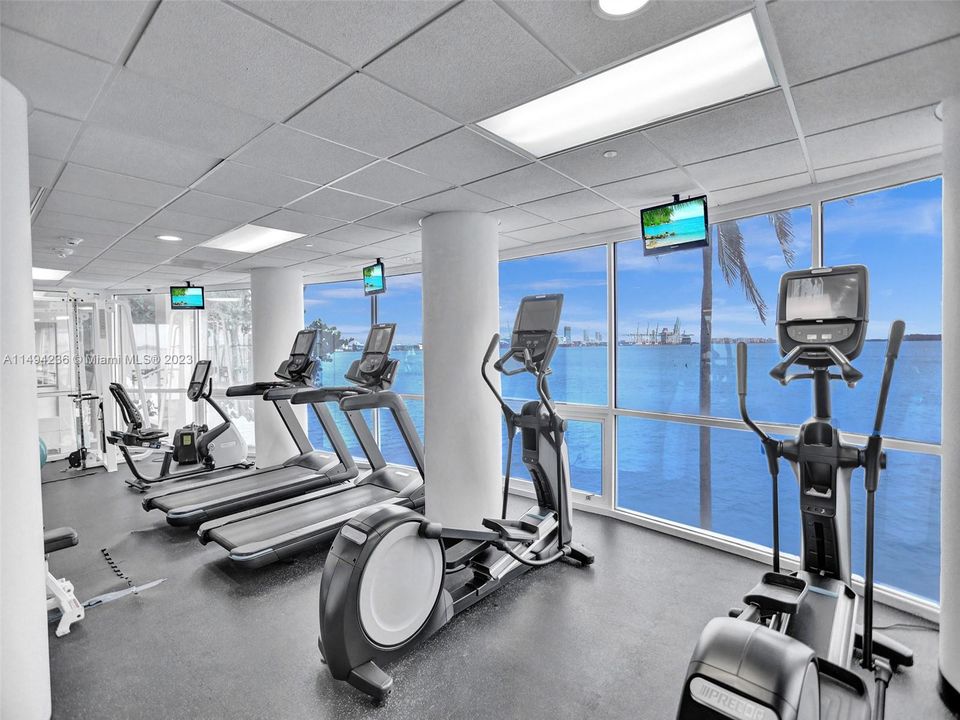 Недавно продано: $379,900 (1 спален, 1 ванн, 708 Квадратных фут)