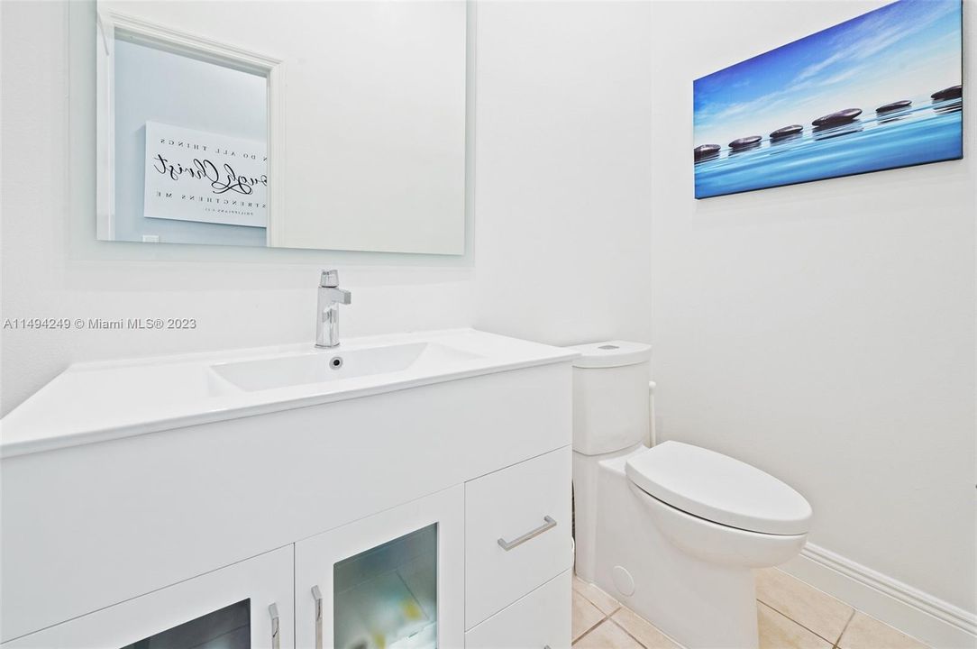 最近售出: $750,000 (4 贝兹, 2 浴室, 1871 平方英尺)