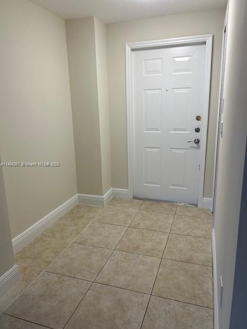 Недавно арендовано: $3,000 (2 спален, 2 ванн, 1077 Квадратных фут)