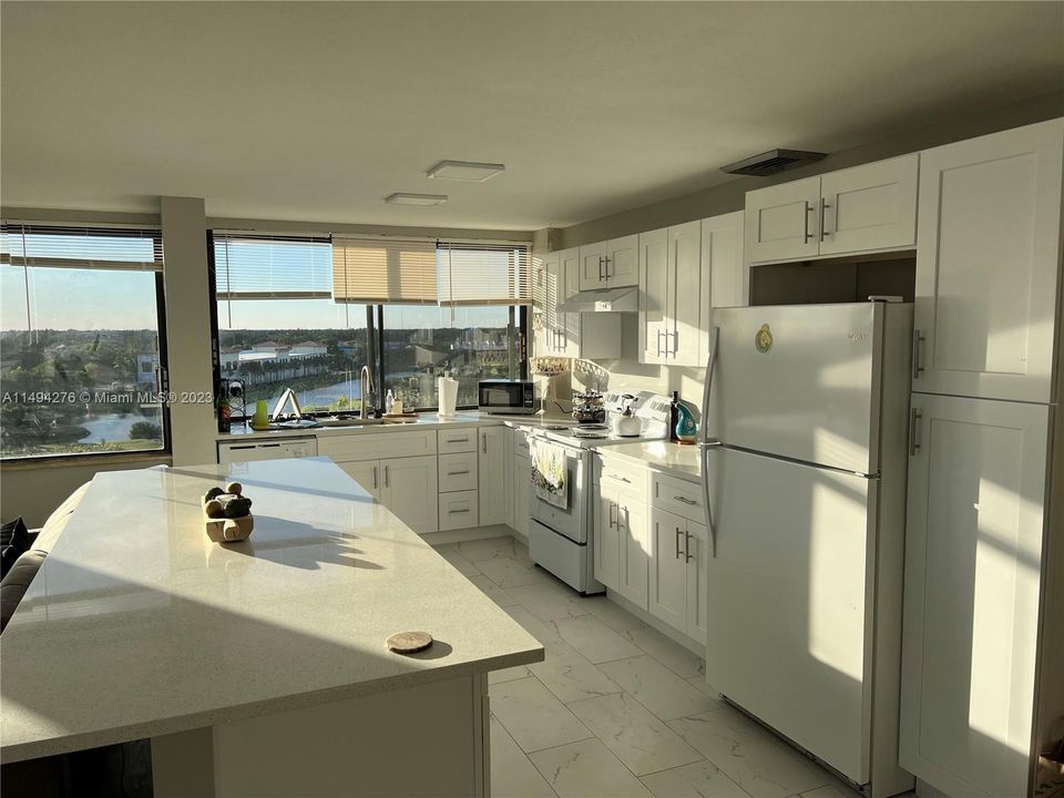 Recently Rented: $1,950 (2 beds, 2 baths, 1194 Square Feet)