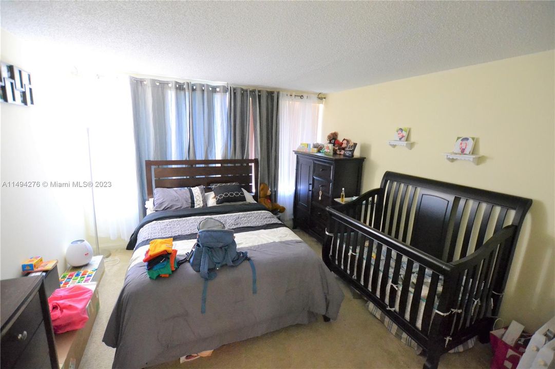 Recently Rented: $1,950 (2 beds, 2 baths, 1194 Square Feet)