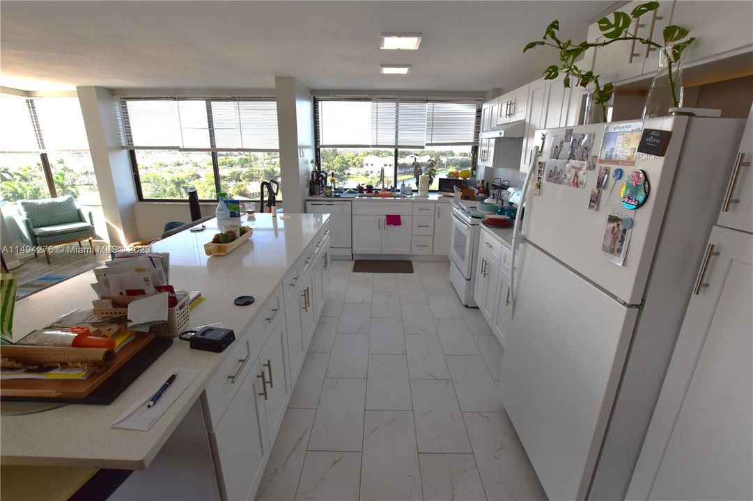 Recently Rented: $1,950 (2 beds, 2 baths, 1194 Square Feet)