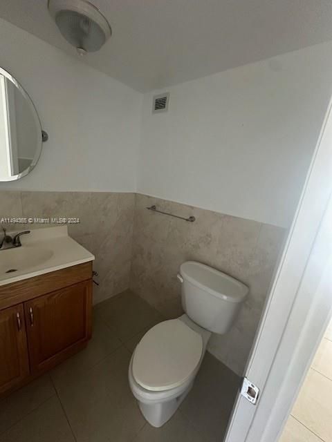 Недавно арендовано: $2,200 (1 спален, 1 ванн, 766 Квадратных фут)