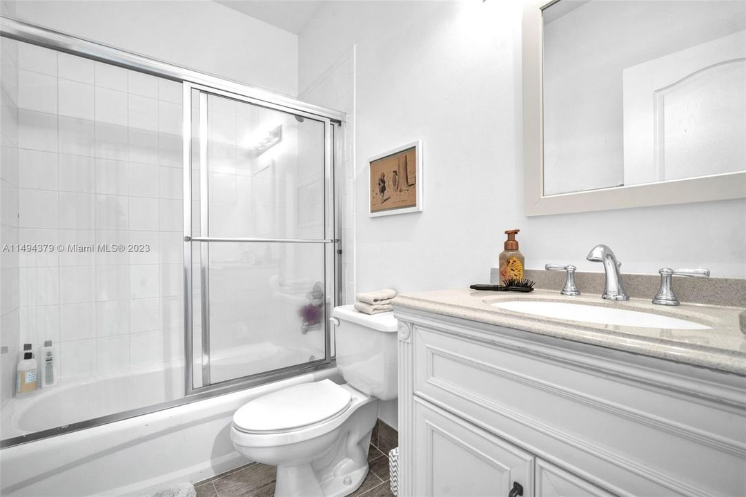 最近售出: $590,000 (3 贝兹, 3 浴室, 1790 平方英尺)