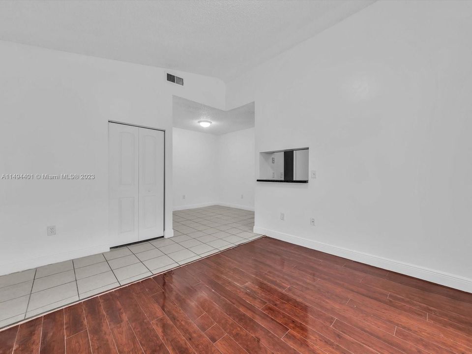 Recently Rented: $2,100 (2 beds, 2 baths, 854 Square Feet)