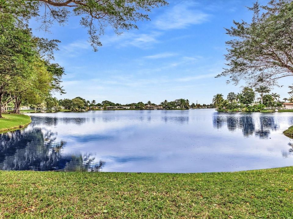 Recently Rented: $2,100 (2 beds, 2 baths, 854 Square Feet)